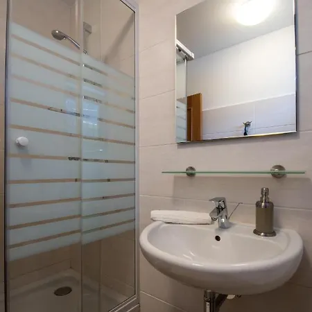 Lägenhet Bergzeit Appartments *