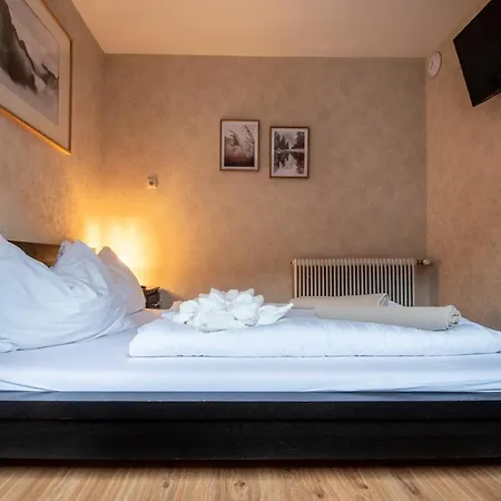 Lägenhet Bergzeit Appartments *