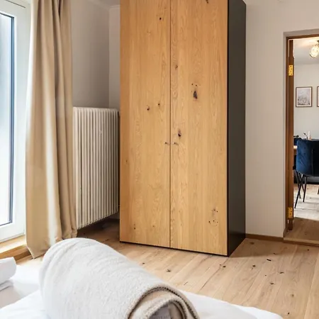 Lägenhet Bergzeit Appartments *