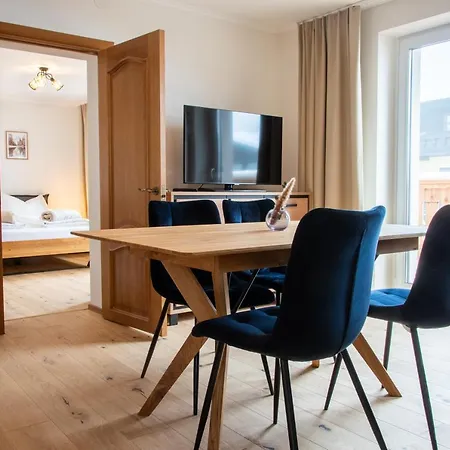 Apartmán Bergzeit Appartments